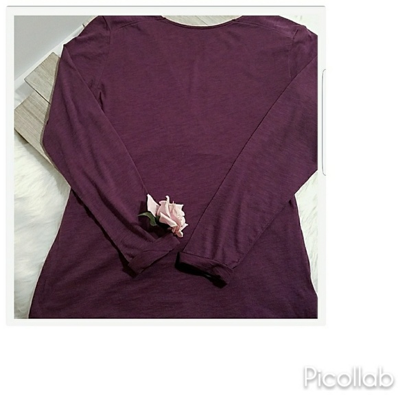 Eddie Bauer Purple top - Picture 2 of 3